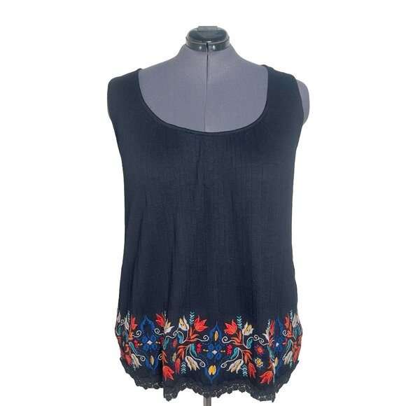 torrid Tops - Torrid Sleeveless Round Neck Embroidered-Bottom Top (Size 2X)